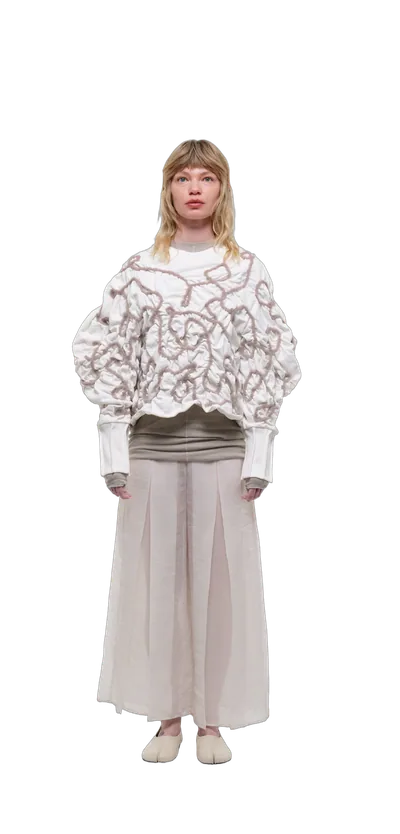 Sweatshirt — Off-White / Cream Thread — 360° view