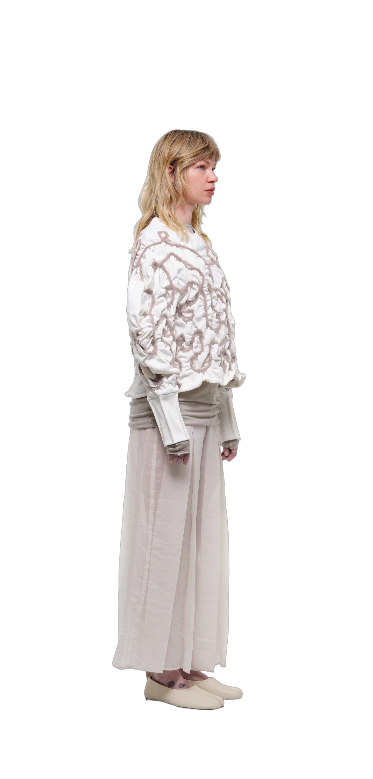 Sweatshirt — Off-White / Cream Thread view 18