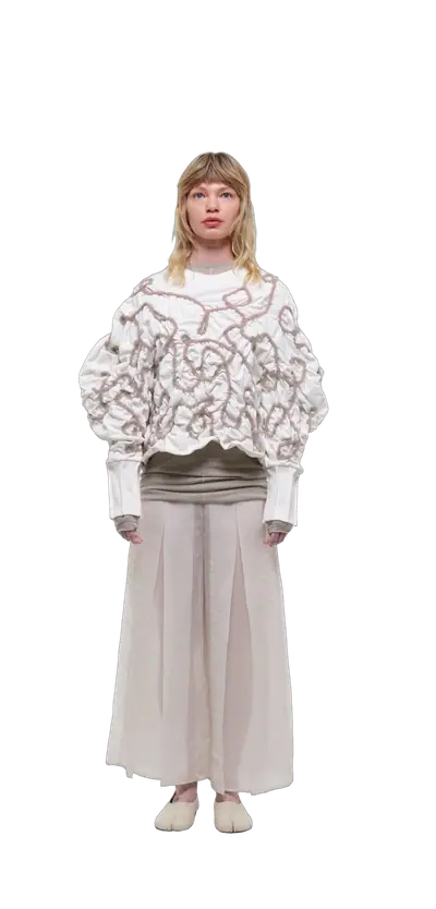 Sweatshirt — Off-White / Cream Thread